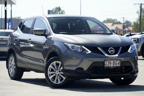 Grey 2015 Nissan Qashqai Wagon St (4X2)