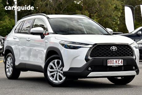 White 2024 Toyota Corolla Cross Wagon Gxl 2Wd