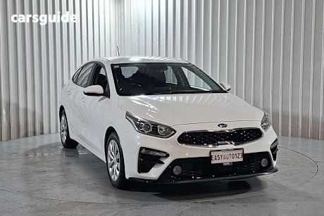 White 2020 Kia Cerato Hatchback S