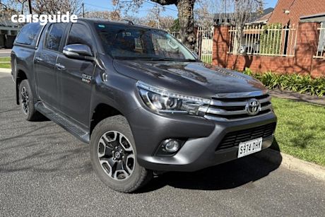Grey 2017 Toyota Hilux Dual Cab Utility Sr5 (4X4)