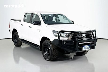 White 2021 Toyota Hilux Ute Tray SR 4X4