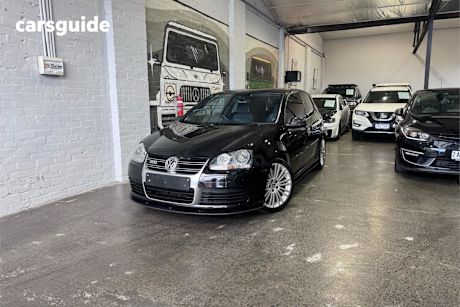Black 2016 Volkswagen Golf Hatchback Gti