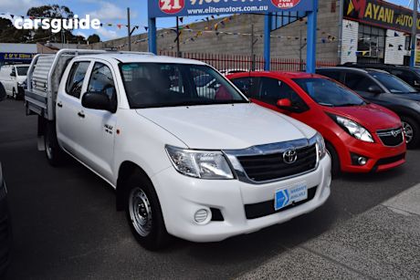 White 2012 Toyota Hilux Dual Cab Pick-up Sr