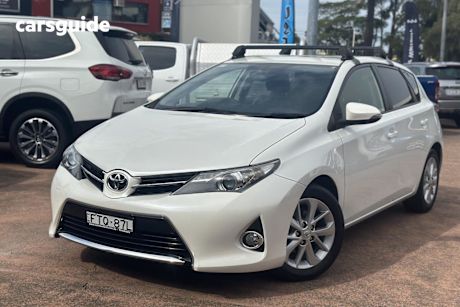 White 2014 Toyota Corolla Hatchback Ascent
