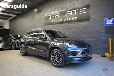 Grey 2017 Porsche Macan SUV 4WD