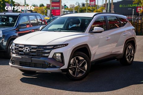 White 2024 Hyundai Tucson Wagon (Fwd)