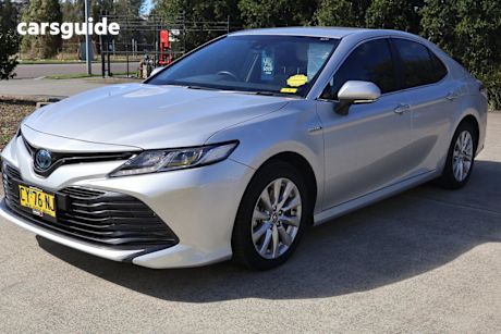 Silver 2020 Toyota Camry Sedan Ascent
