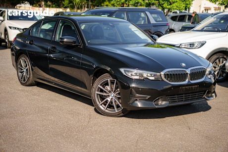 Black 2022 BMW 320I Sedan Luxury Line