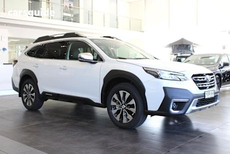 White 2025 Subaru Outback Wagon Awd Touring Xt
