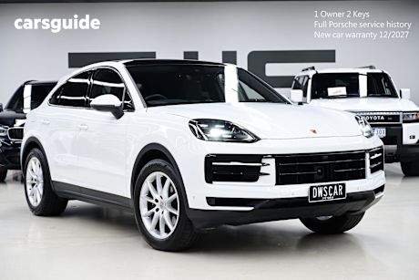White 2024 Porsche Cayenne SUV 4X4