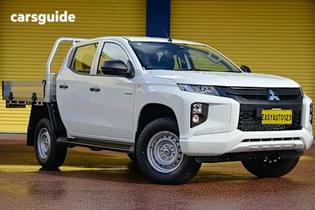 White 2024 Mitsubishi Triton Double Cab Chassis Glx (4X4)