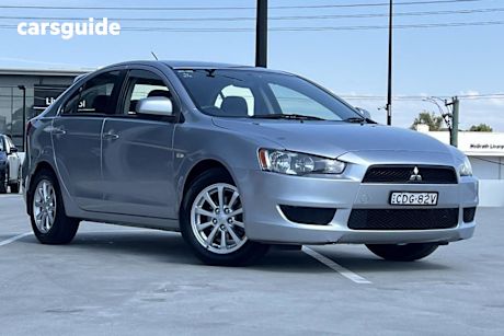 Silver 2011 Mitsubishi Lancer Hatchback Sx Sportback