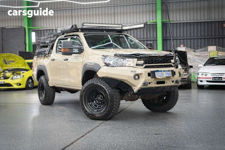 Beige 2015 Toyota Hilux Ute Tray SR 4X4