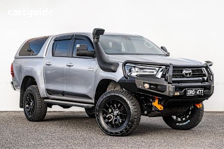 Silver 2022 Toyota Hilux Ute Tray SR5 4X4