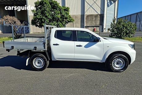 White 2021 Nissan Navara Dual Cab Pick-up Sl (4X2)