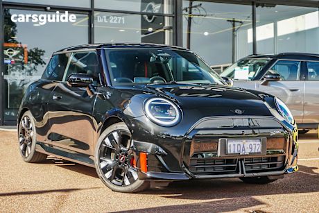 Black 2025 Mini Cooper Hatch JCW E FAVOURED F