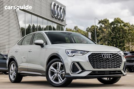 Silver 2023 Audi Q3 SUV 35 TFSI S LINE F