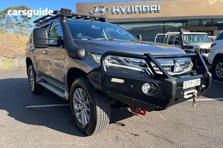 Silver 2019 Mitsubishi Pajero Sport Wagon Glx (4X4) 5 Seat