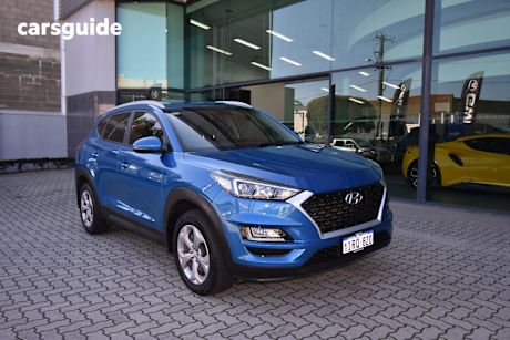 Blue 2018 Hyundai Tucson SUV GO F
