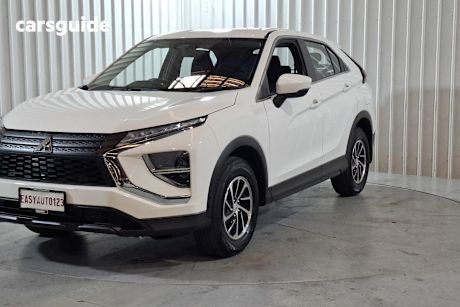 White 2024 Mitsubishi Eclipse Cross Wagon Es (2Wd)
