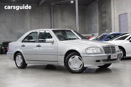 Silver 1999 Mercedes-Benz C180 Sedan Classic