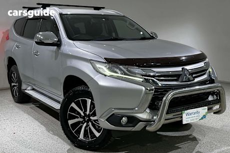 Silver 2017 Mitsubishi Pajero Sport SUV GLS 4X4