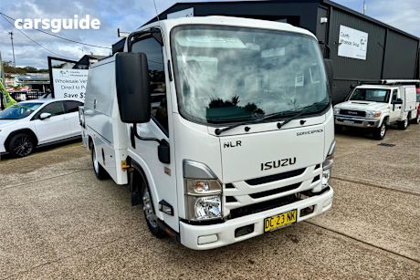 White 2022 Isuzu NLR Cab Chassis 45-140 (Swb) Servicepack-X