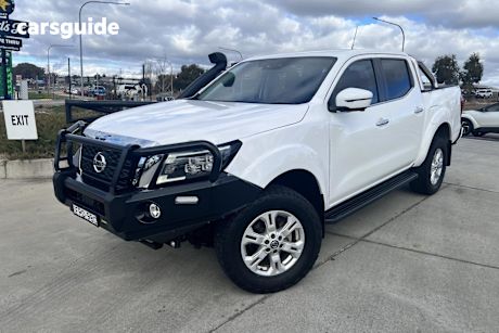 White 2021 Nissan Navara Dual Cab Pick-up St (4X4)