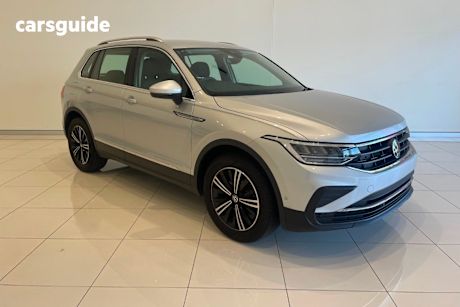 Silver 2024 Volkswagen Tiguan SUV 110TSI LIFE F