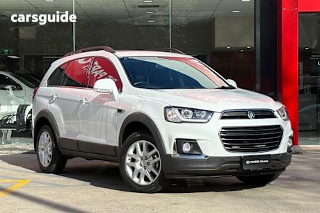 White 2017 Holden Captiva Wagon Active 7 Seater
