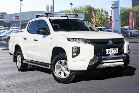 White 2019 Mitsubishi Triton Double Cab Pick Up Glx Plus (4X4)