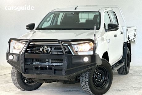 White 2021 Toyota Hilux Ute Tray SR 4X4