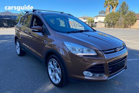 Bronze 2013 Ford Kuga SUV TITANIUM 4X4
