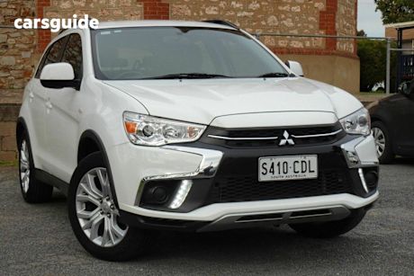 White 2018 Mitsubishi ASX SUV