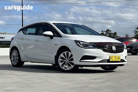 White 2019 Holden Astra Hatchback R