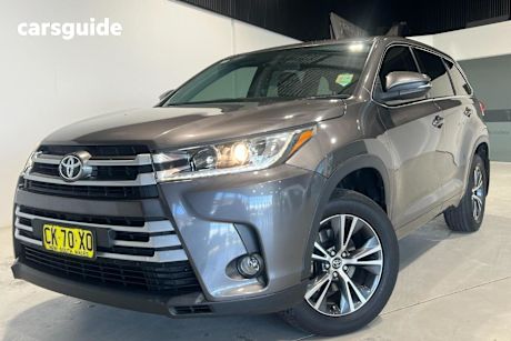 Grey 2017 Toyota Kluger SUV GX F