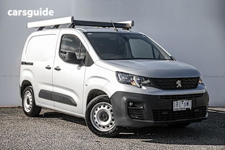 Grey 2020 Peugeot Partner Van 130 Thp Standard (L1)