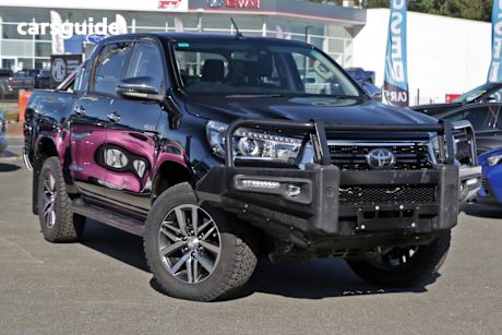Black 2020 Toyota Hilux Double Cab Chassis Sr5 (4X4)
