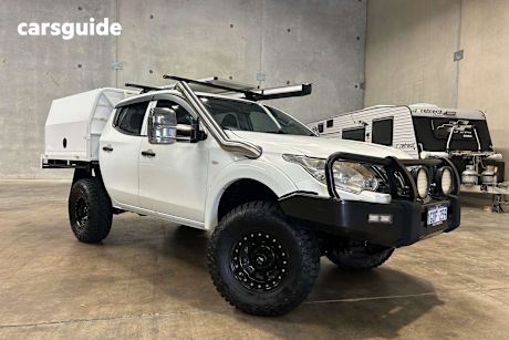 White 2015 Mitsubishi Triton Ute Tray GLX 4X4