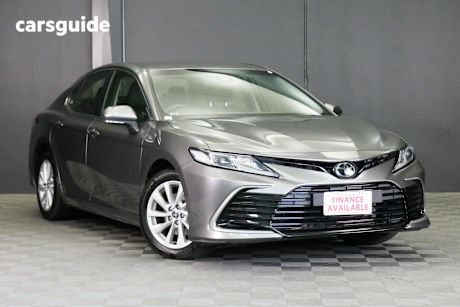 Silver 2023 Toyota Camry Sedan Ascent + Sat Nav