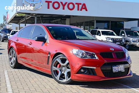 Red 2015 HSV Clubsport Sedan R8
