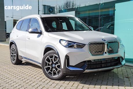 White 2024 BMW IX1 SUV XDRIVE30 XLINE 4WD