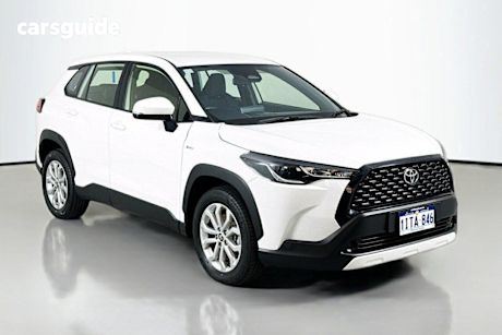 White 2024 Toyota Corolla Cross Wagon Gx 2Wd Hybrid