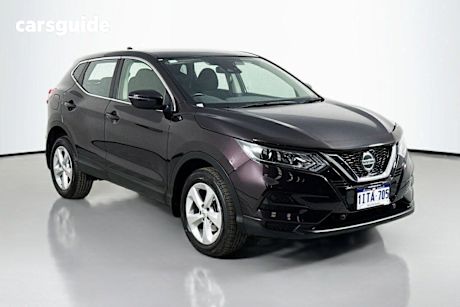 Black 2019 Nissan Qashqai Wagon St