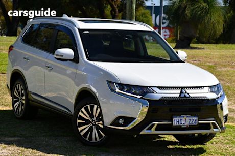 White 2020 Mitsubishi Outlander Wagon Exceed 7 Seat (Awd)