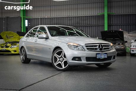 Silver 2011 Mercedes-Benz C-CLASS Sedan C200 CGI AVANTGARDE R