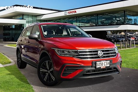 Red 2022 Volkswagen Tiguan SUV 132TSI LIFE ALLSPACE 4WD