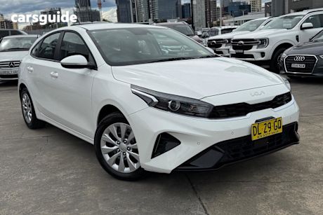 White 2024 Kia Cerato Hatch S F