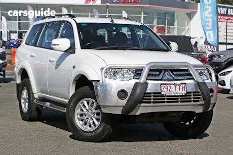 White 2014 Mitsubishi Challenger SUV 4X4