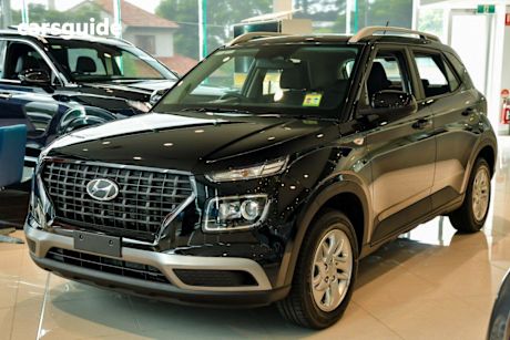 Black 2025 Hyundai Venue Wagon